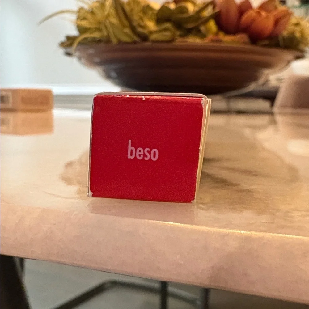 New Stila Stay All Day Liquid Lipstick Color : Beso ( True Red)